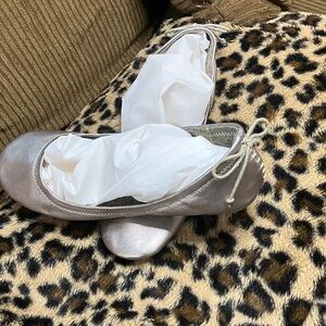 Women’s Metallic Taupe Ballet Flats